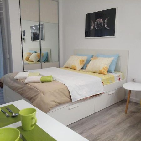 Cozy Studio Near Victoria Metro Station Aten Exteriör bild